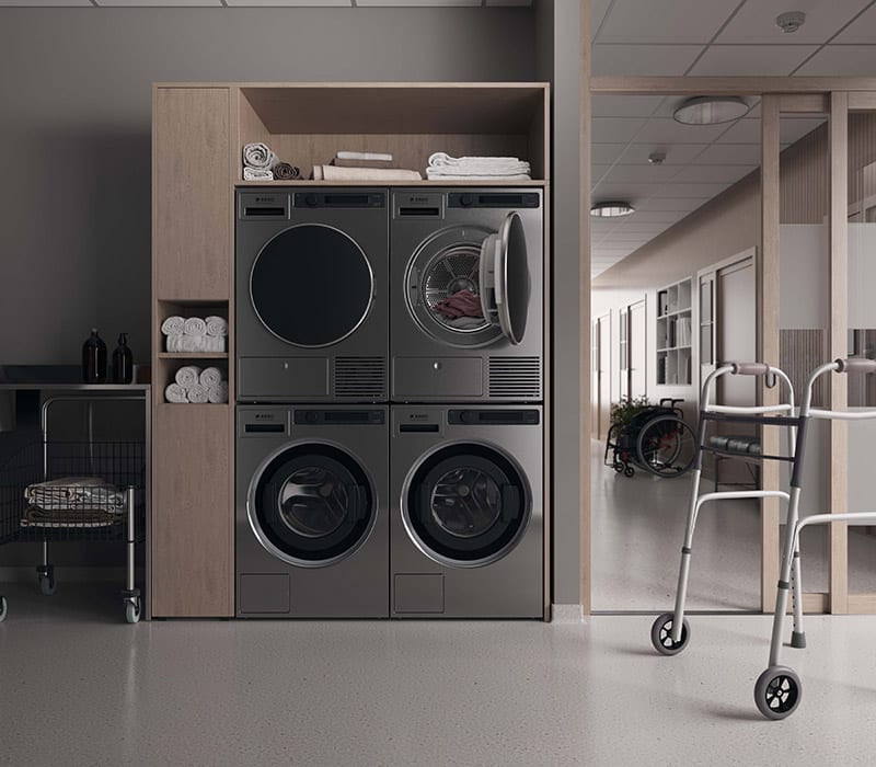 someone using a rental washing machine